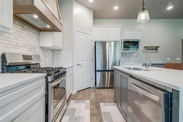 1305 N Valley View DR, Oklahoma City, OK 73127