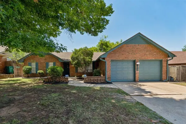 6409 N Ann Arbor TER, Oklahoma City, OK 73132