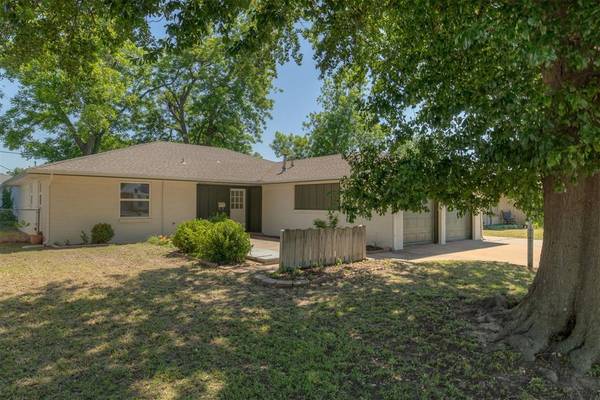 7516 NW 27th ST, Bethany, OK 73008
