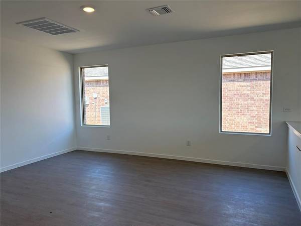 9220 SW 19th ST, Oklahoma City, OK 73128