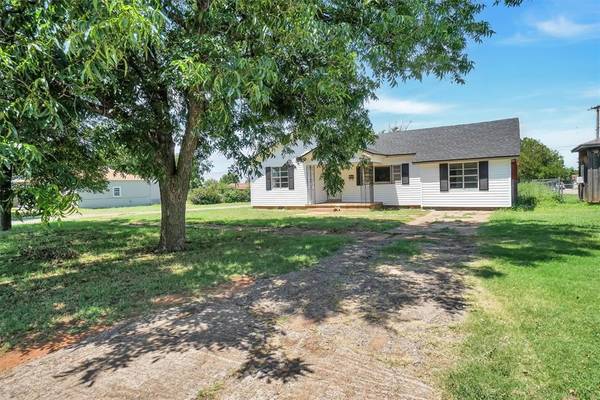 1301 N Crain ST, Altus, OK 73521