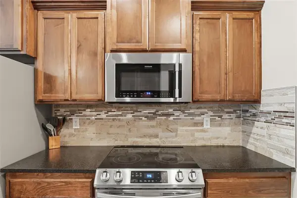 20877 Jaimie DR, Harrah, OK 73045