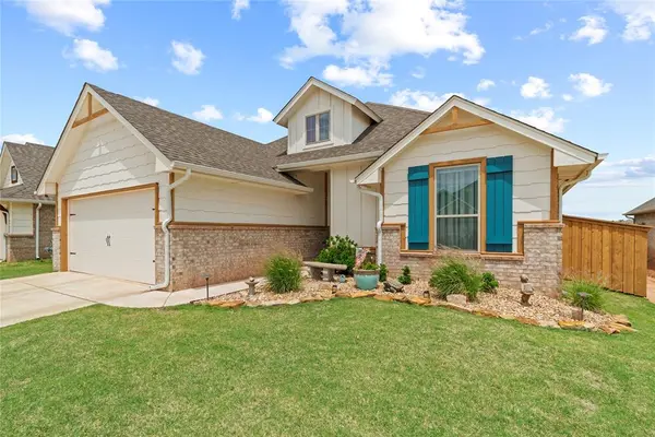 18712 Austin PL, Edmond, OK 73012