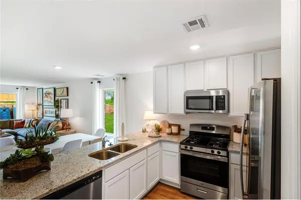 2042 Delphine DR, Norman, OK 73071