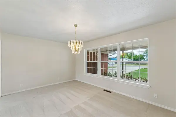920 NW 32nd ST, Moore, OK 73160