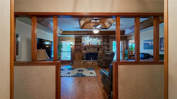 208 SE 30th ST, Moore, OK 73160