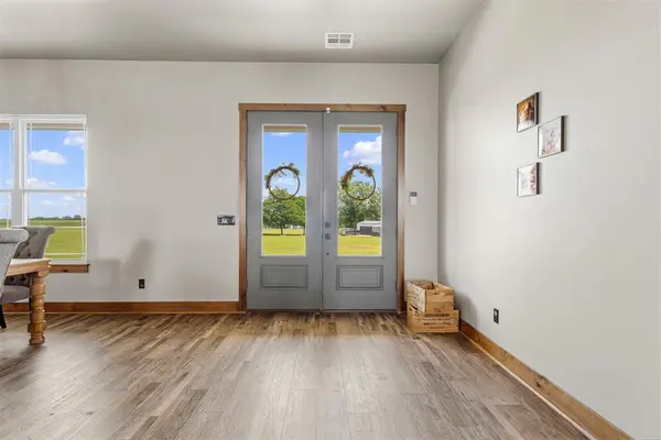 24796 E County Road 1580, Elmore City, OK 73433