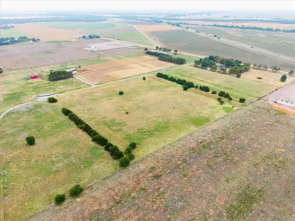 5525 Pine Creek RD #Tract # 2, Calumet, OK 73014
