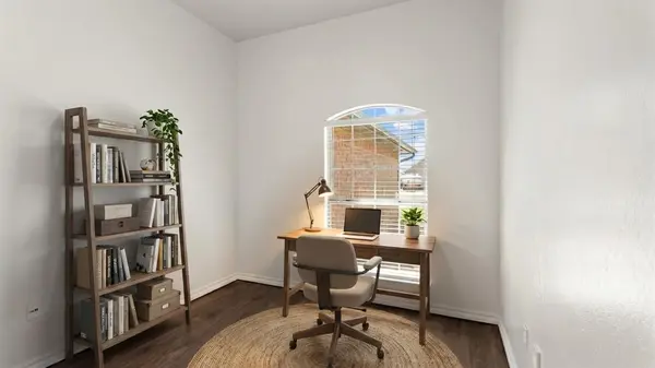 17720 Spacious Sky CT, Edmond, OK 73012