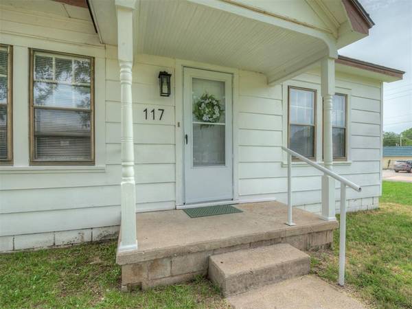 117 S 5th ST, Noble, OK 73068
