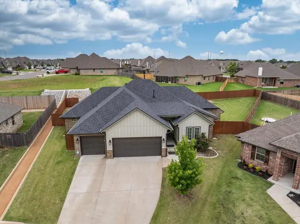 8917 Brian LN, Yukon, OK 73099