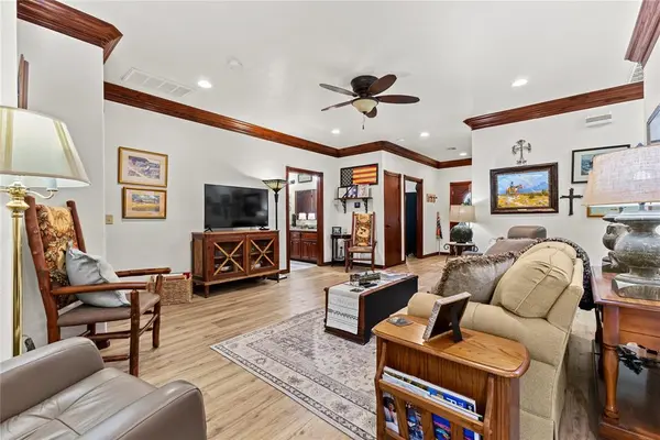 123 W 6th ST, Hydro, OK 73048
