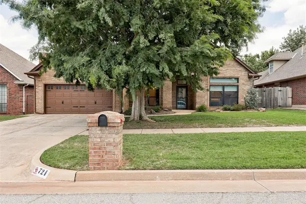 721 NW 143rd ST, Edmond, OK 73013