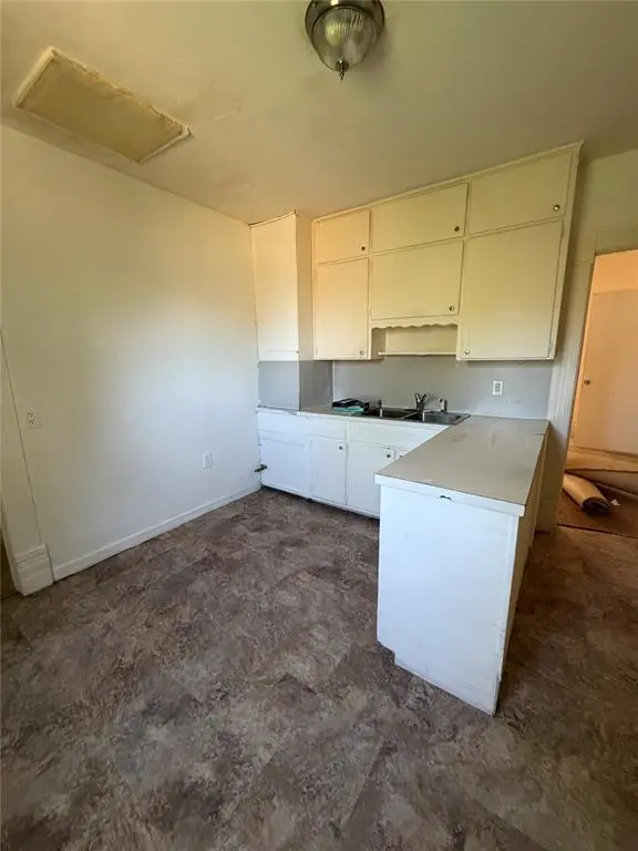 523 E 10th ST, Chandler, OK 74834