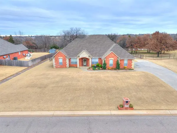 726 Silver Tree DR, Choctaw, OK 73020
