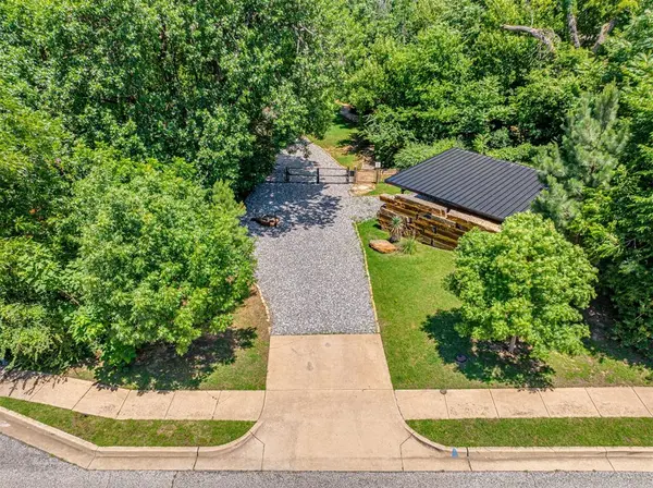 641 E Brooks ST, Norman, OK 73071