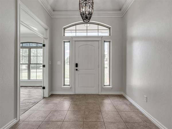 19861 NE 10th ST, Harrah, OK 73045