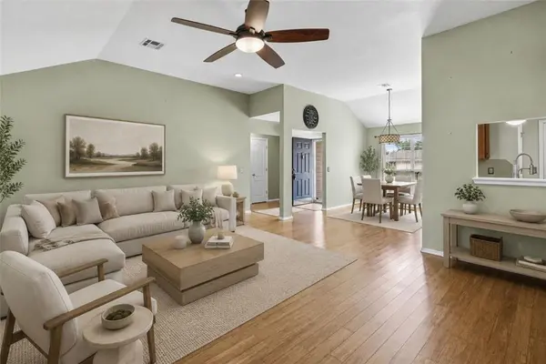 905 Shadowhill ST, Norman, OK 73071