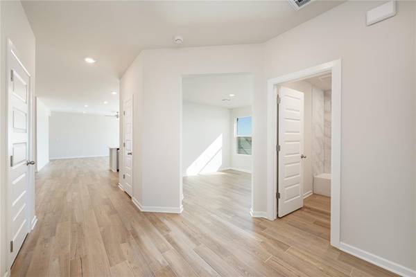 16204 Cherokee TRL, Piedmont, OK 73078