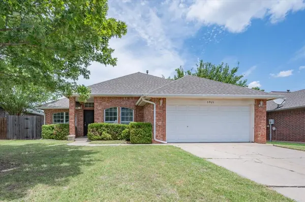 5921 SE 86th ST, Oklahoma City, OK 73135