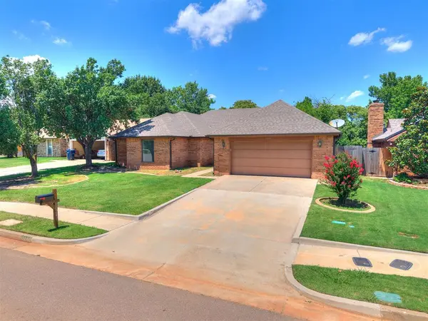 10240 Mantle LN, Oklahoma City, OK 73162