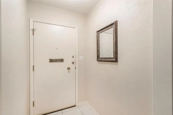 6104 N Allison DR, Oklahoma City, OK 73112