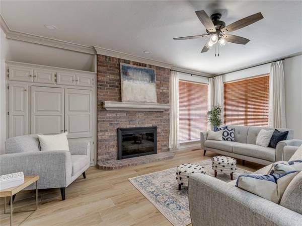 3309 Huntsman CT, Edmond, OK 73003