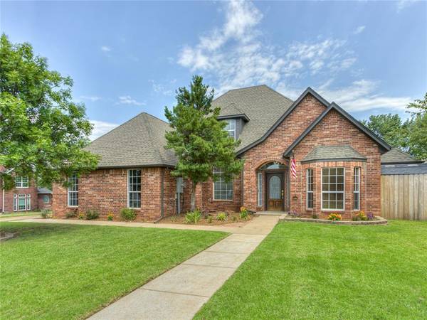 3309 Huntsman CT, Edmond, OK 73003