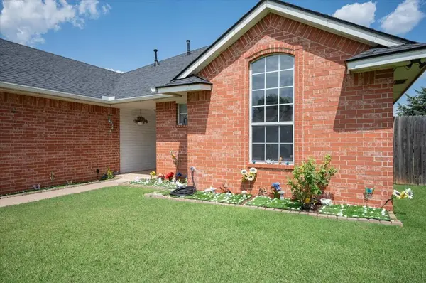 12400 Fox Run DR, Oklahoma City, OK 73142