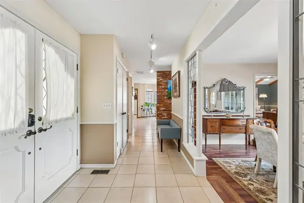 3304 Windsor TER, Oklahoma City, OK 73122