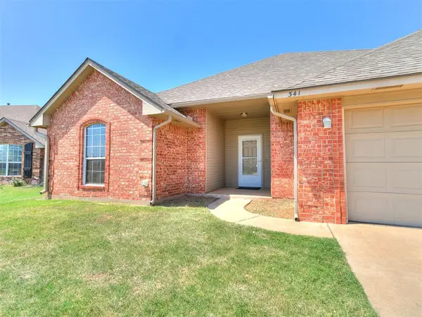 341 E Plantation TER, Mustang, OK 73064