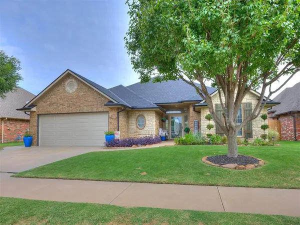 10913 NW 118th ST, Yukon, OK 73099