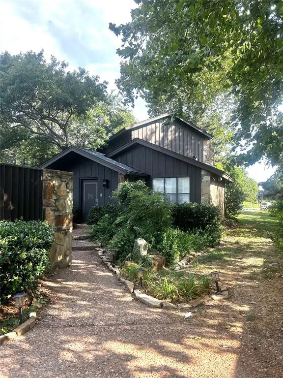 11117 Blue Stem Back RD, Oklahoma City, OK 73162