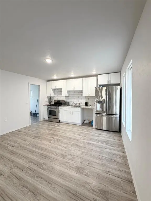 214 W Dorothy ST, Hollis, OK 73550