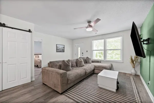 476 Ginkgo Dr, Clarksville, TN 37042
