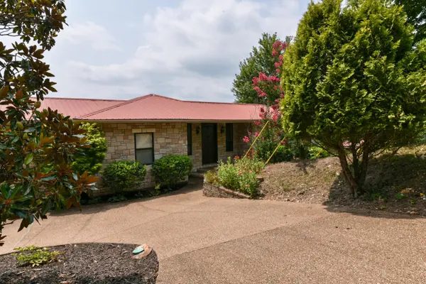 2153 Joe Bald Road, Kimberling City, MO 65686