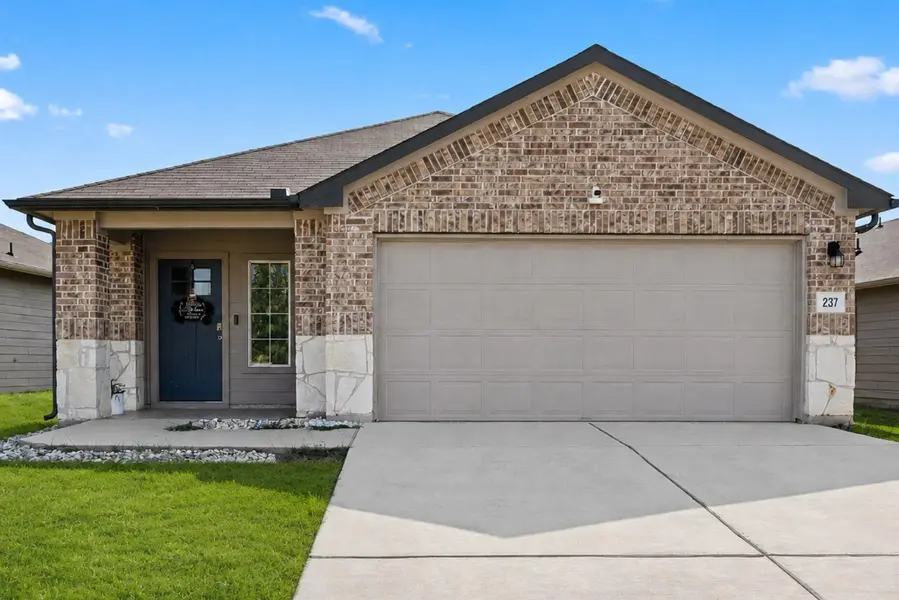 237 Spider Lily DR, Kyle, TX 78640