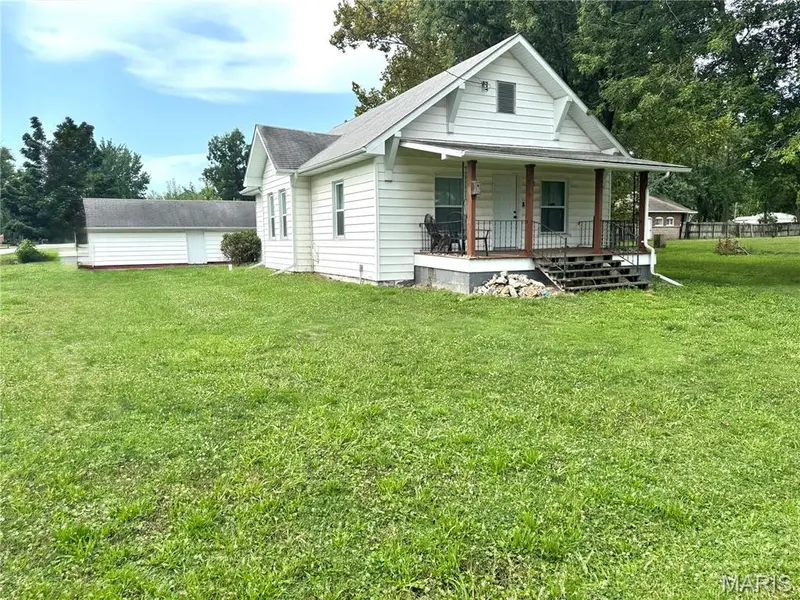 407 E 5th, Shelbyville, MO 63469