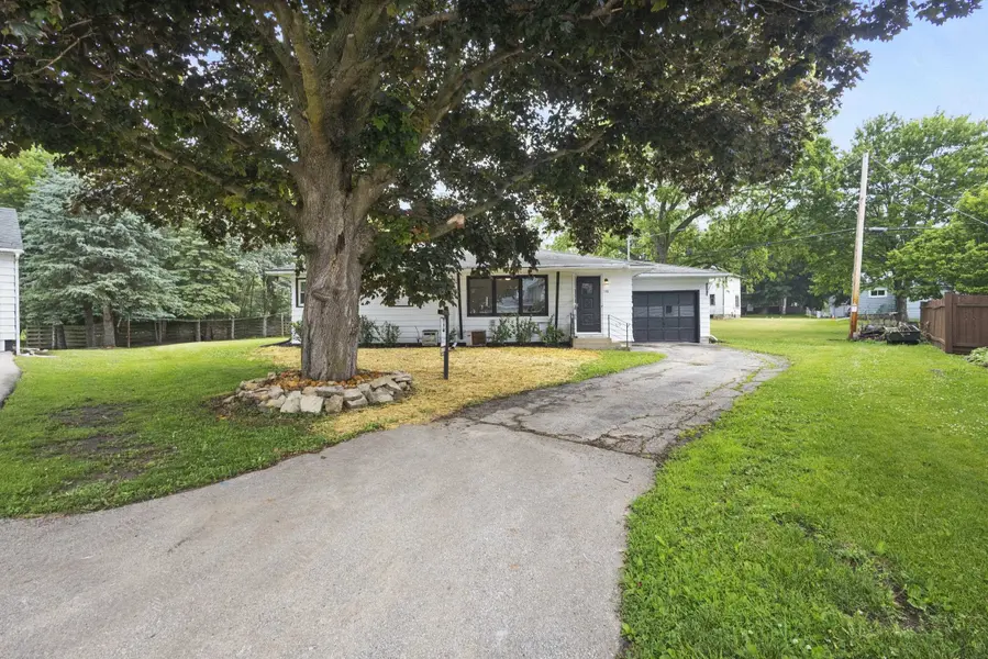 148 N PARK ST, Markesan, WI 53946