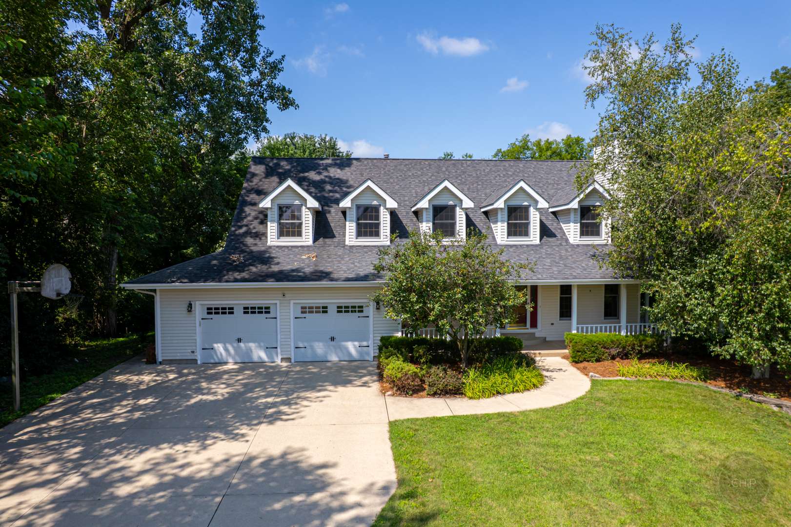 12n136 Berner DR, Elgin, IL 60120