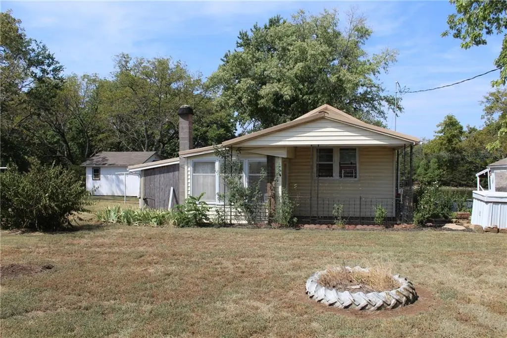 1538 US Highway 59 HWY, Moran, KS 66755