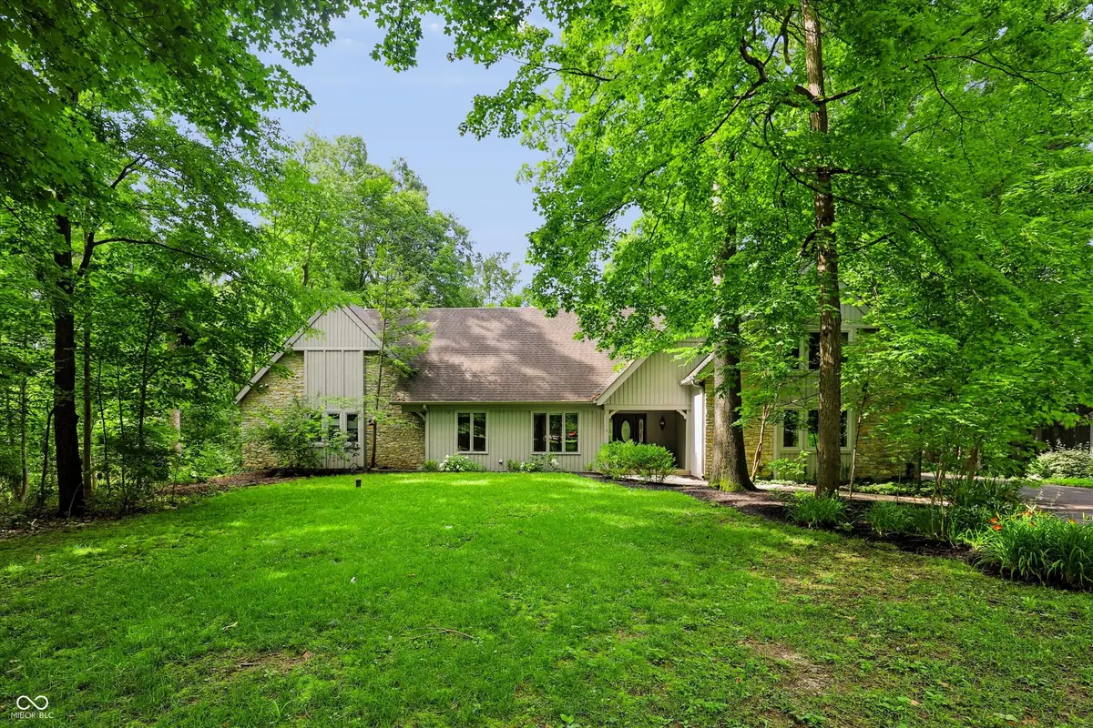 118 White Horse LN, Fishers, IN 46038