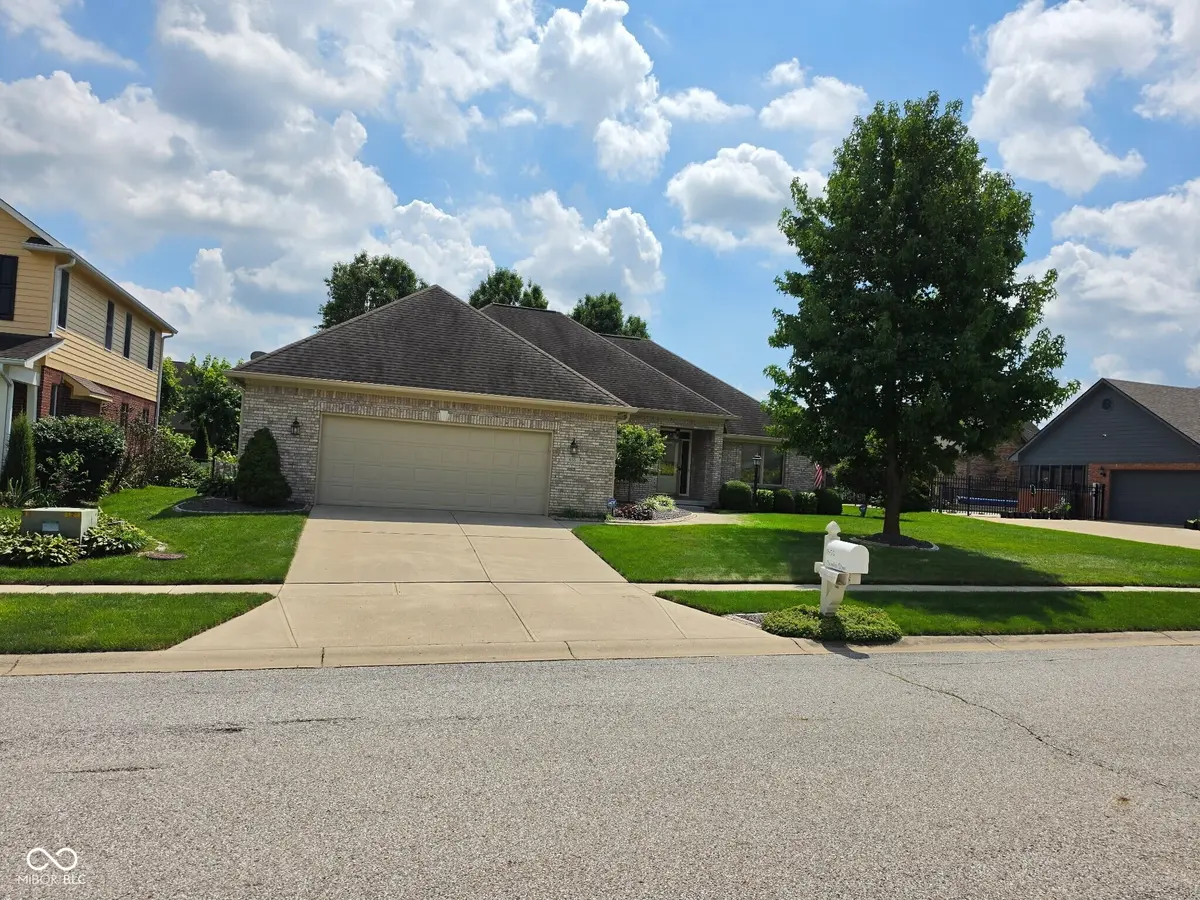 1655 Danaher ST, Indianapolis, IN 46217