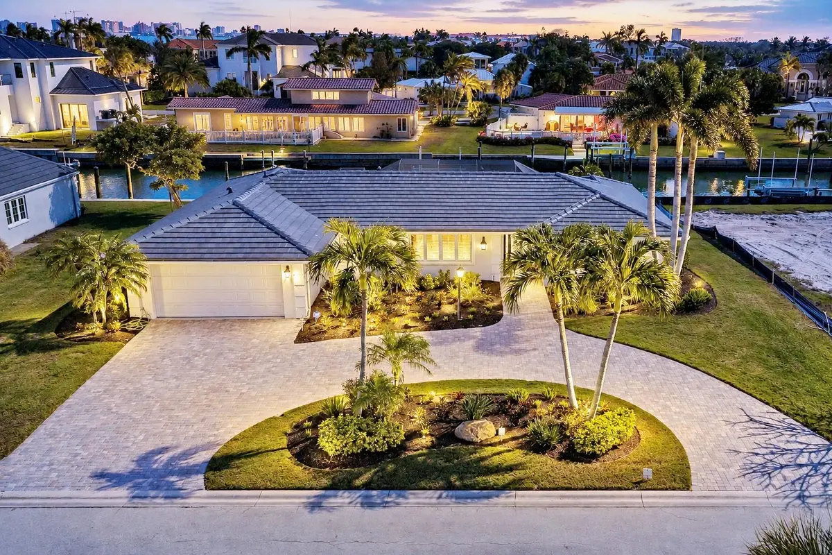548 GUNWALE LN, Longboat Key, FL 34228