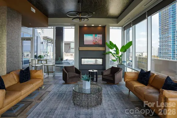 500 W Trade ST #C2, Charlotte, NC 28202