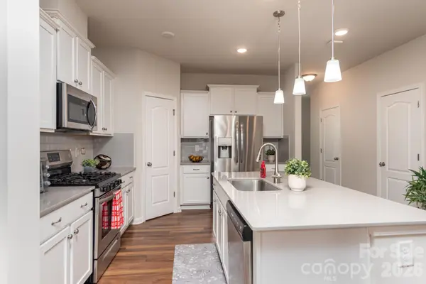 11316 Westbranch Pkwy, Davidson, NC 28036