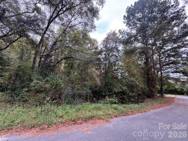 00 ellen DR, Hamlet, NC 28345