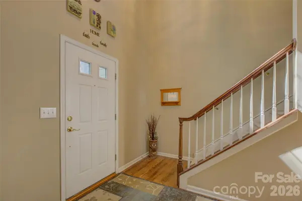 11611 Knightsdale DR, Charlotte, NC 28277