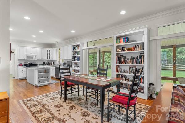 6 Southbrook DR, Fletcher, NC 28732