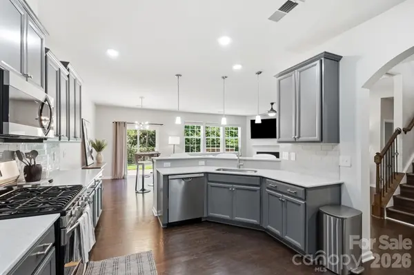 9815 Caledenia DR, Huntersville, NC 28078